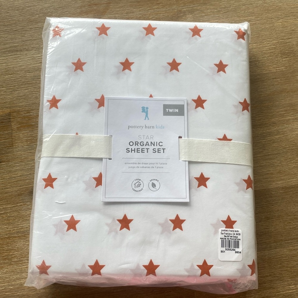Organic Pottery Barn Kids twin sheet set